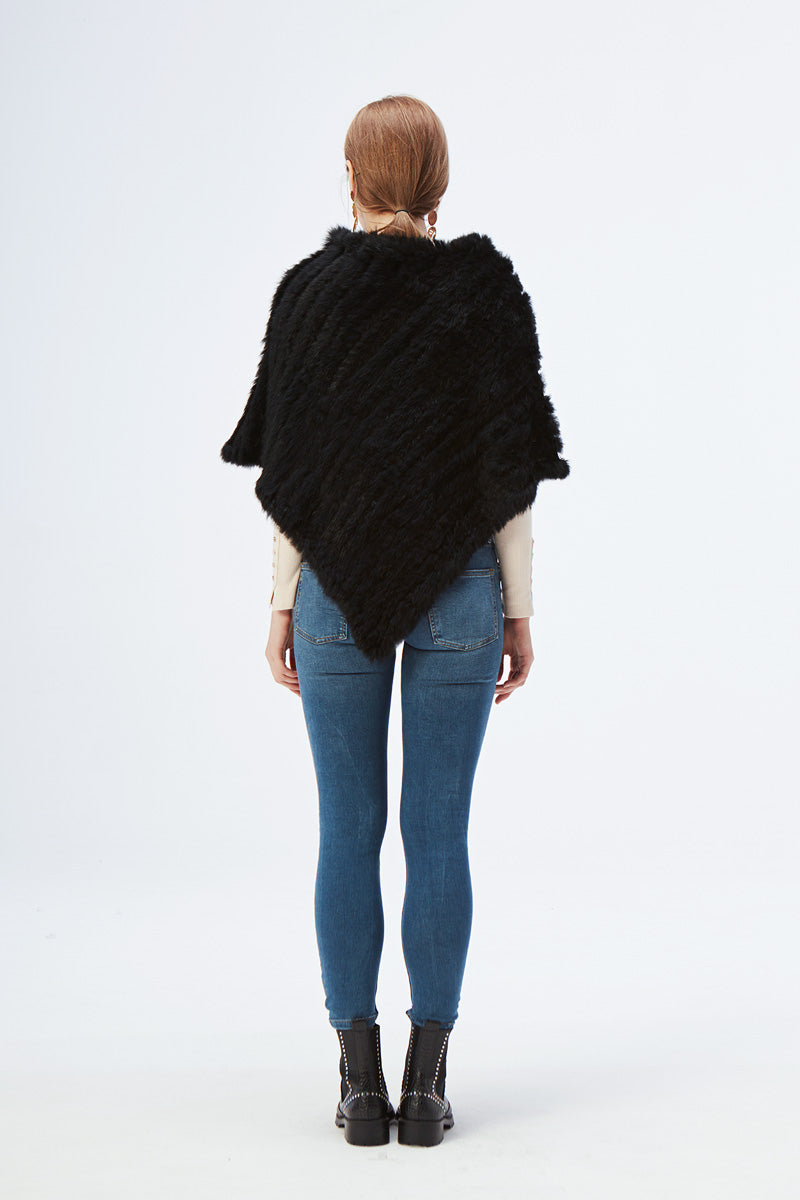 Poncho Femenino de Piel de Conejo | CozyFur